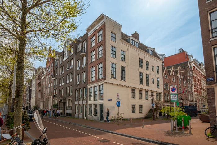 2-kamerappartement te koop in Amsterdam – Amstel, Rembrandtplein e.o.