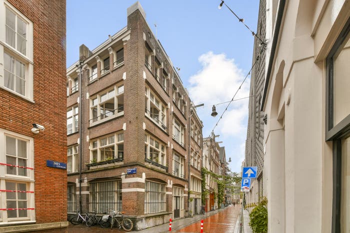 4-kamerappartement te koop in Amsterdam – Pieter Jacobszstraat, Nes e.o.