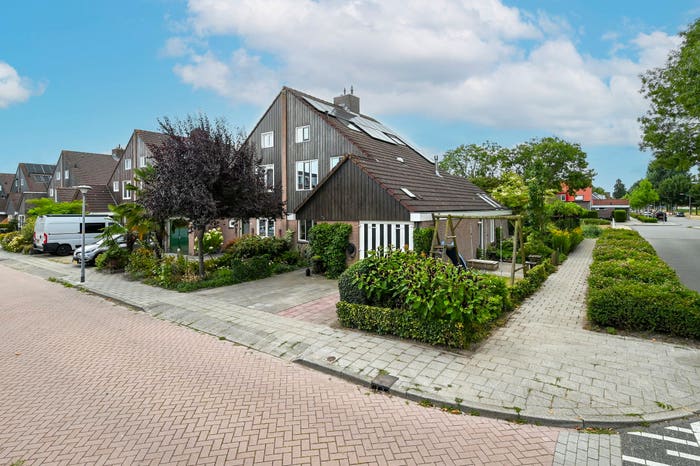 7-kamerhuis te koop in Eerste woonwijk, Zeewolde