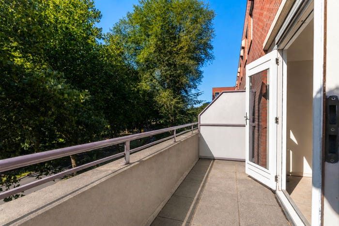 4-kamerappartement te koop in Amsterdam – Suze Groenewegplantsoen, Eendrachtspark