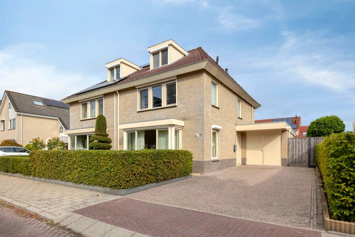 4-kamerhuis te koop in Emmeloord – Wittem, Emmeloord-de Erven