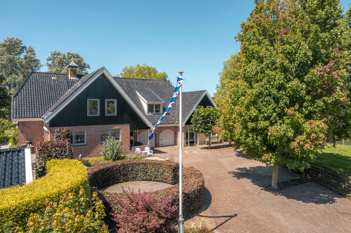 9-kamerhuis te koop in Akmarijp, Akmarijp