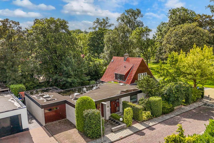 12-kamerhuis te koop in Ens – Waterkant, Ens-woonkern