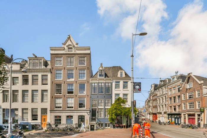2-kamerappartement te koop in Amsterdam – Amstel, Rembrandtplein e.o.